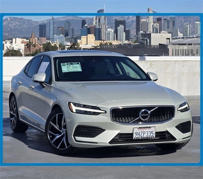 2020 Volvo S60 T5 Momentum