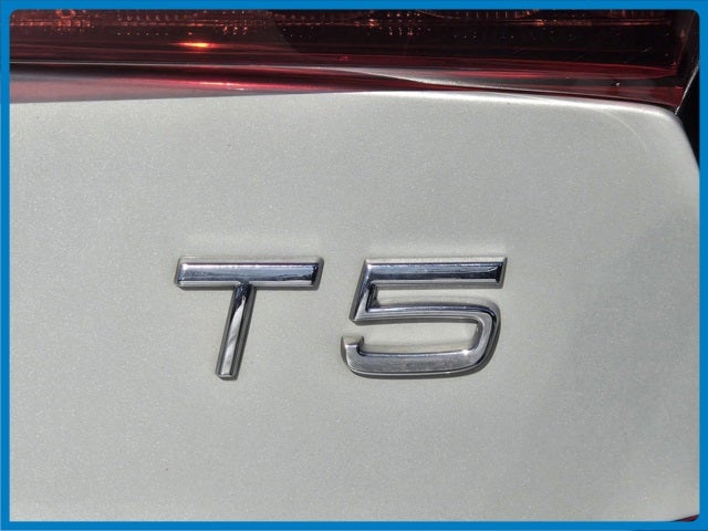 2020 Volvo S60 T5 Momentum