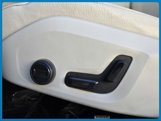 2020 Volvo S60 T5 Momentum