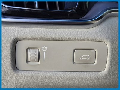 2020 Volvo S60 T5 Momentum