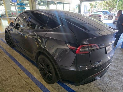 2024 Tesla Model Y Long Range