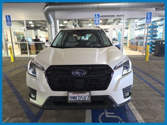 2024 Subaru Forester Premium