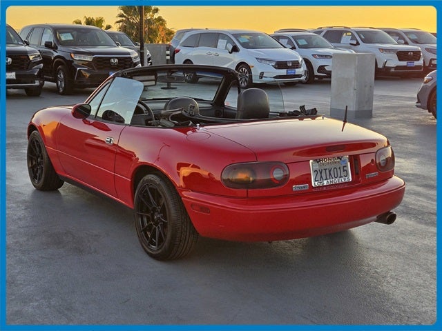 1991 Mazda Mazda Miata 2dr Coupe Convertible