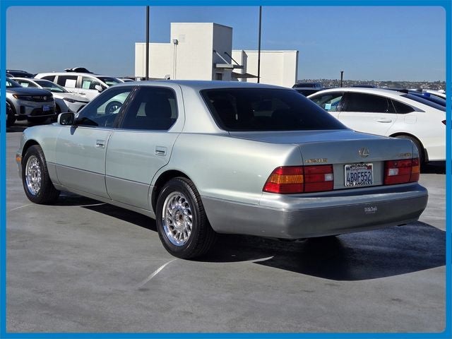 1998 Lexus LS 400