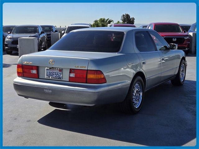 1998 Lexus LS 400