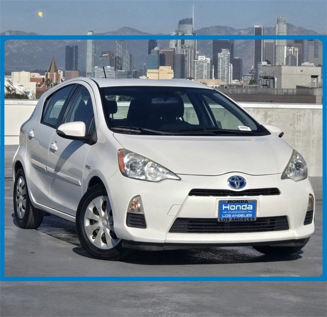 2013 Toyota Prius c Two