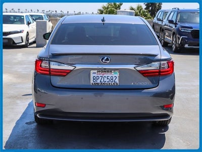 2017 Lexus ES 300h