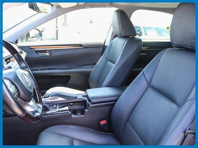 2017 Lexus ES 300h