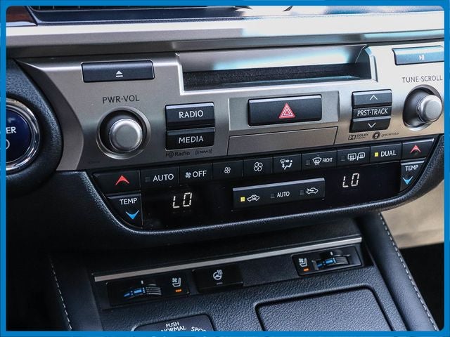 2017 Lexus ES 300h