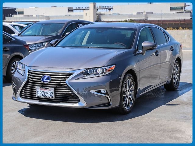 2017 Lexus ES 300h
