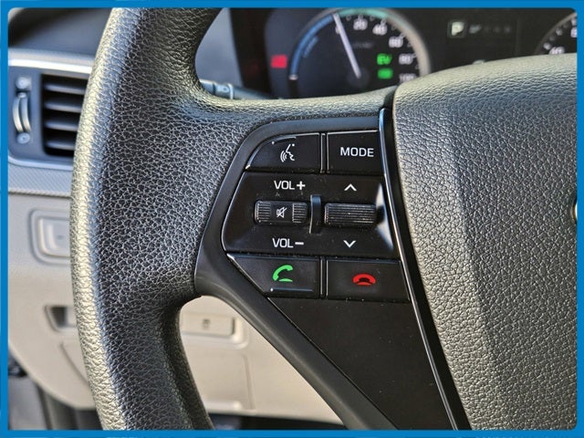 2017 Hyundai Sonata Hybrid SE