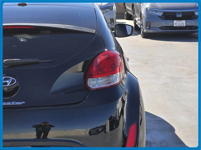 2016 Hyundai Veloster Base