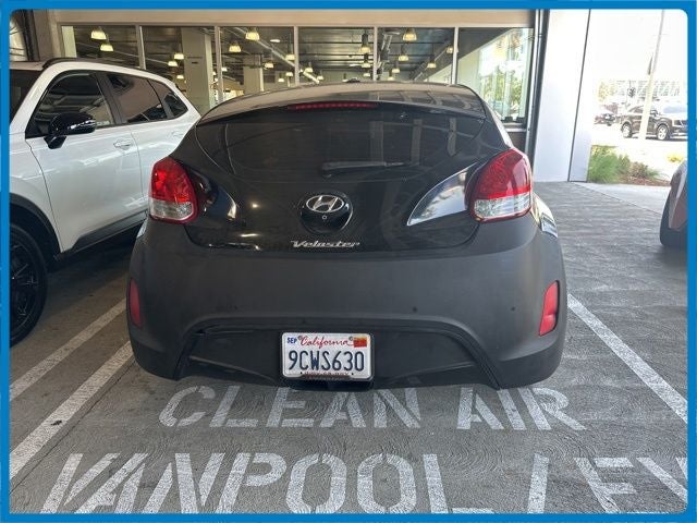 2013 Hyundai Veloster w/Gray Int