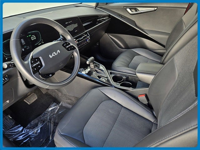 2023 Kia Niro EX
