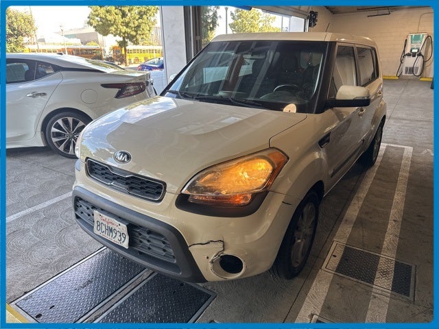 2013 Kia Soul +