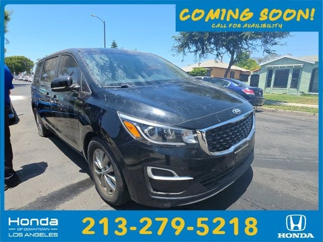 2019 Kia Sedona LX's photo
