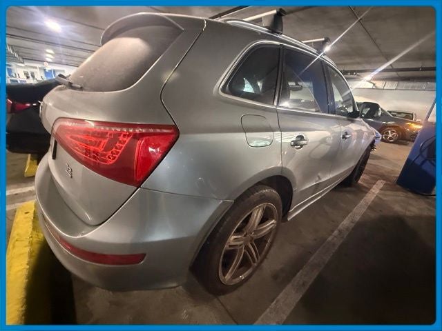 2010 Audi Q5 quattro