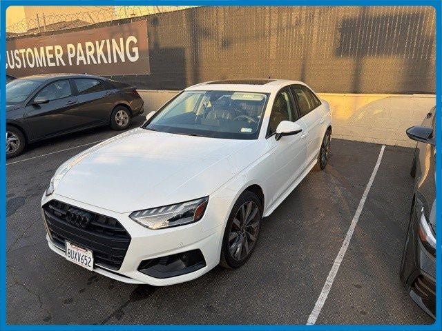 2022 Audi A4 40 Premium Plus quattro
