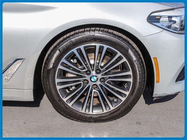2018 BMW 5 Series 530i