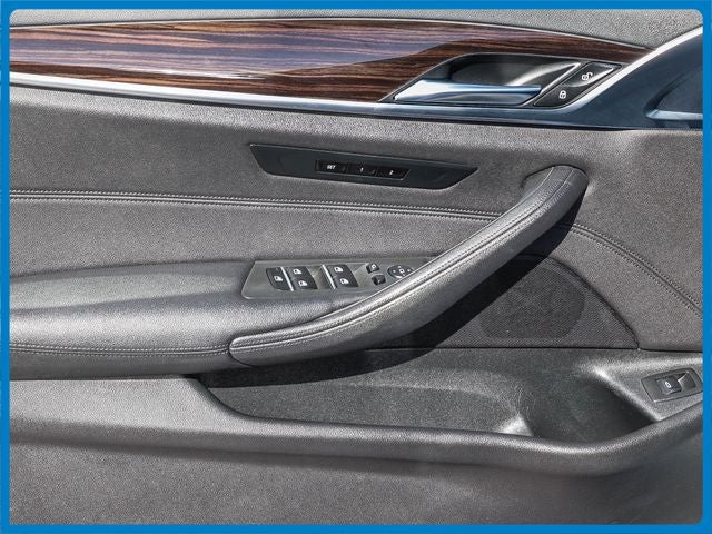 2018 BMW 5 Series 530i