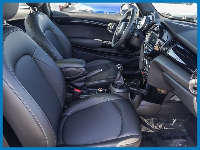 2019 MINI Cooper Cooper