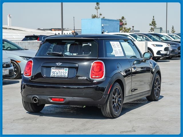 2019 MINI Cooper Cooper