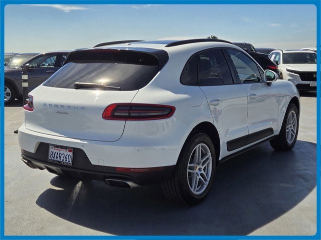 2018 Porsche Macan Base