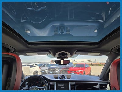 2018 Porsche Macan Base