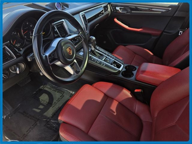 2018 Porsche Macan Base