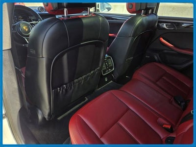 2018 Porsche Macan Base