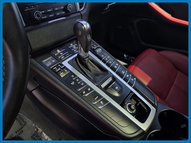 2018 Porsche Macan Base