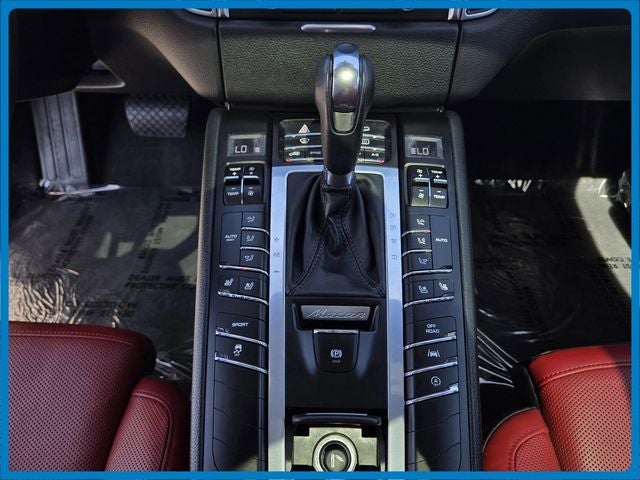 2018 Porsche Macan Base