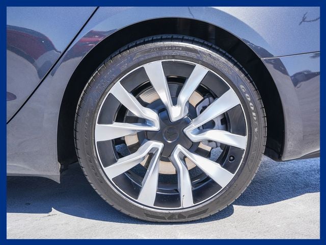 2025 Tesla Model 3 Long Range