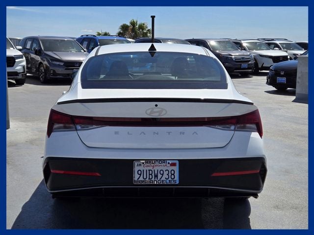 2025 Hyundai Elantra SEL Sport
