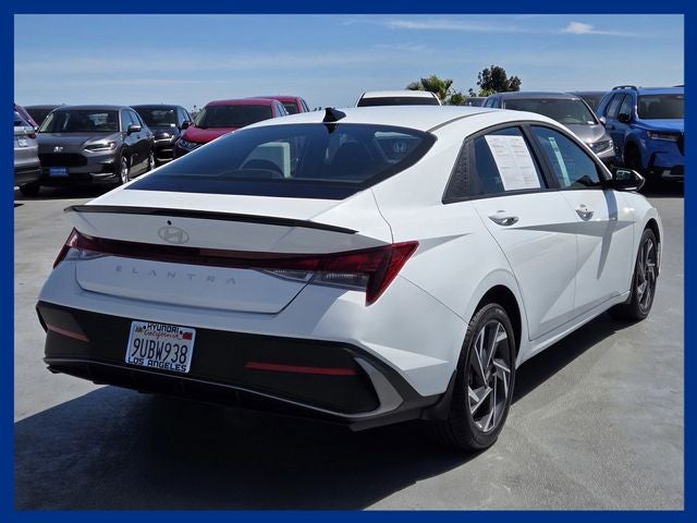 2025 Hyundai Elantra SEL Sport