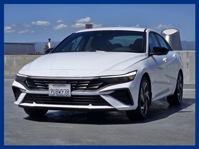 2025 Hyundai Elantra SEL Sport