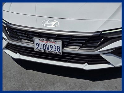 2025 Hyundai Elantra SEL Sport
