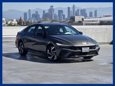 2025 Hyundai Elantra SEL Sport