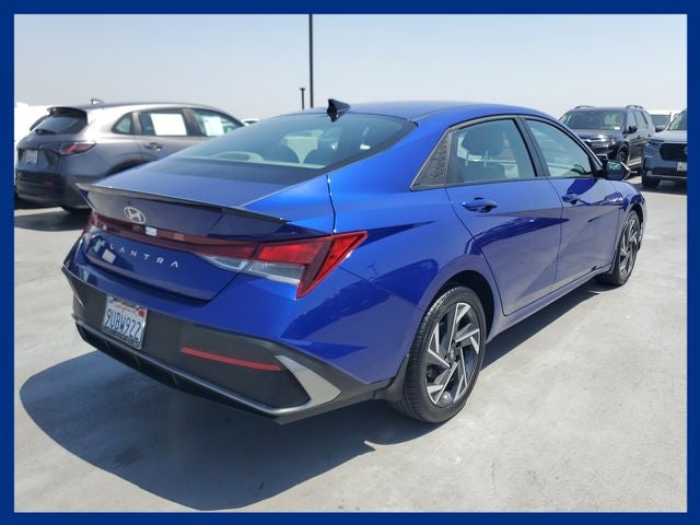 2025 Hyundai Elantra SEL Sport