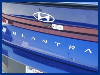 2025 Hyundai Elantra SEL Sport