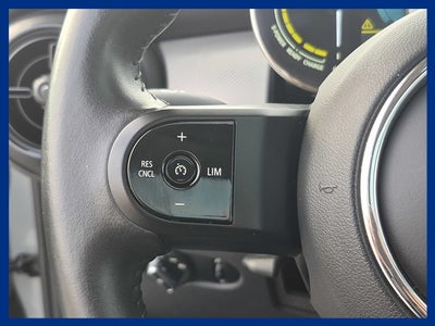 2023 MINI Cooper SE Electric Signature Plus
