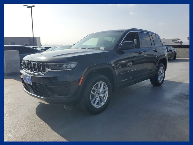 2023 Jeep Grand Cherokee Laredo