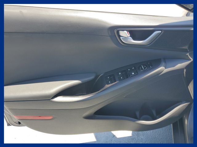 2017 Hyundai Ioniq Hybrid Blue