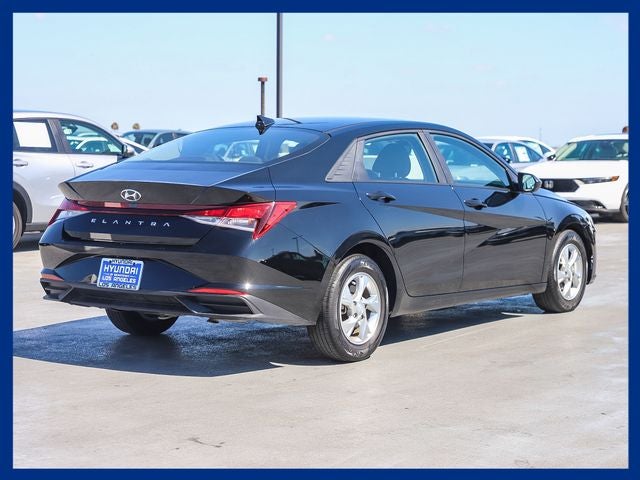 2023 Hyundai Elantra SE
