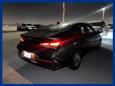 2026 Hyundai Elantra SE