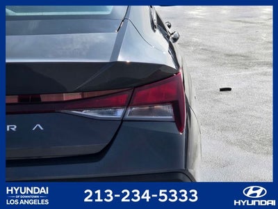 2024 Hyundai Elantra SE