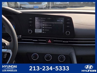 2024 Hyundai Elantra SE