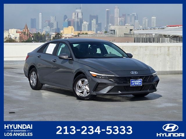 2024 Hyundai Elantra SE