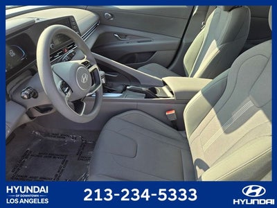 2024 Hyundai Elantra SE