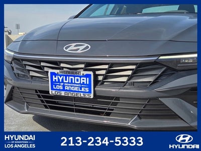 2024 Hyundai Elantra SE